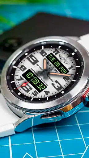 Breitling Hybrid Watchface screenshot